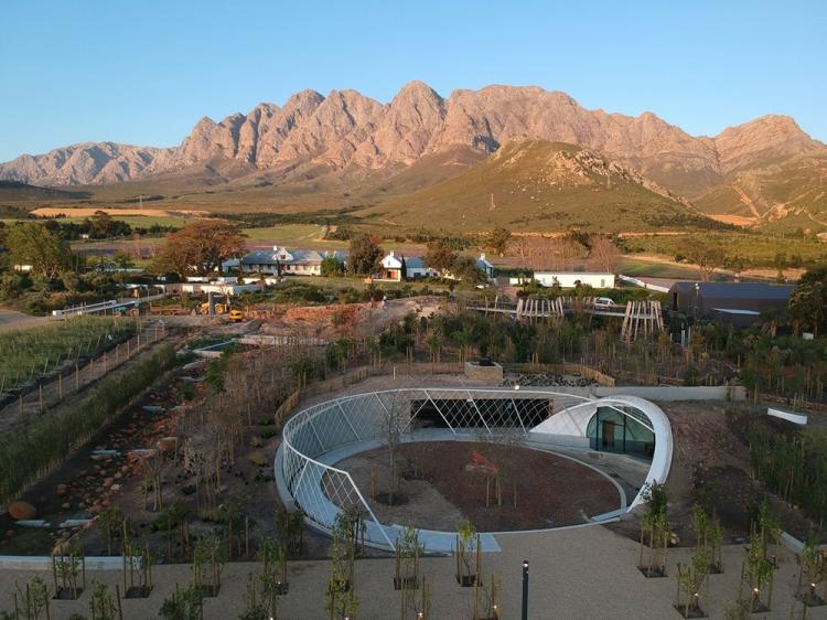 BIM建筑|环形步道,南非花园咖啡店 建筑鉴赏 第6张-BIM建筑网 BIM建筑|环形步道,南非花园咖啡店 建筑鉴赏 第6张