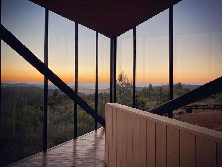 BIM建筑|智利 Prebarco 住宅,海边悬浮之船 / 2DM 建筑鉴赏 第4张-BIM建筑网 BIM建筑|智利 Prebarco 住宅,海边悬浮之船 / 2DM 建筑鉴赏 第4张