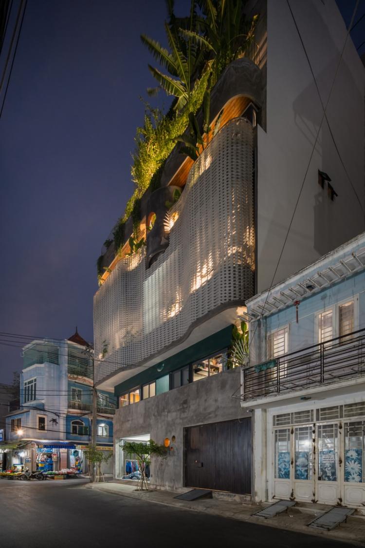 BIM建筑|胡志明市花小姐之家,原始之中一簇自然绿 / H.2 建筑鉴赏 第22张-BIM建筑网 BIM建筑|胡志明市花小姐之家,原始之中一簇自然绿 / H.2 建筑鉴赏 第22张