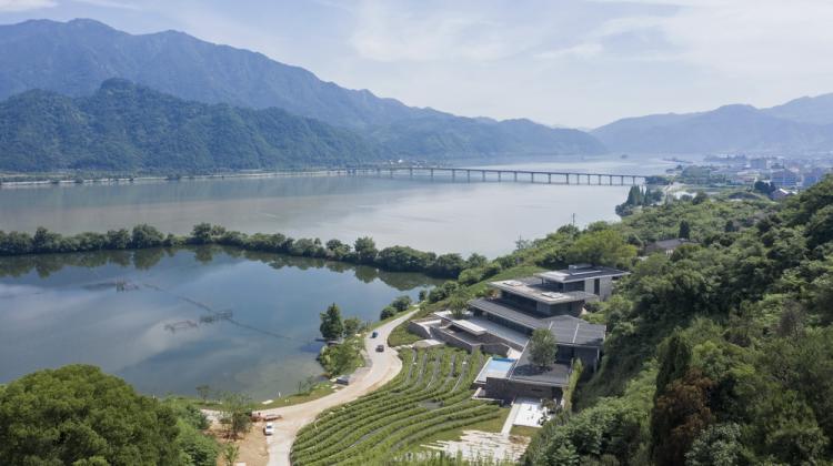 BIM建筑|界定的风景:渔乡茶舍 / 孟凡浩-gad x line+ 建筑鉴赏 第2张-BIM建筑网 BIM建筑|界定的风景:渔乡茶舍 / 孟凡浩-gad x line+ 建筑鉴赏 第2张