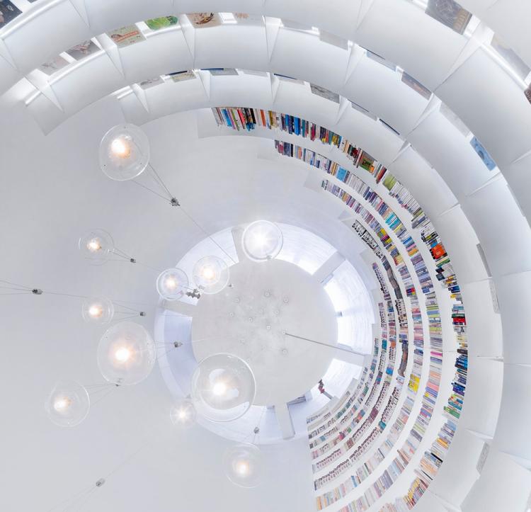 BIM建筑|南京园博园先锋筒仓书店 / 中国建筑设计研究院 建筑鉴赏 第16张-BIM建筑网 BIM建筑|南京园博园先锋筒仓书店 / 中国建筑设计研究院 建筑鉴赏 第16张