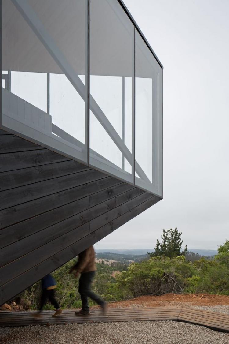 BIM建筑|智利 Prebarco 住宅,海边悬浮之船 / 2DM 建筑鉴赏 第6张-BIM建筑网 BIM建筑|智利 Prebarco 住宅,海边悬浮之船 / 2DM 建筑鉴赏 第6张