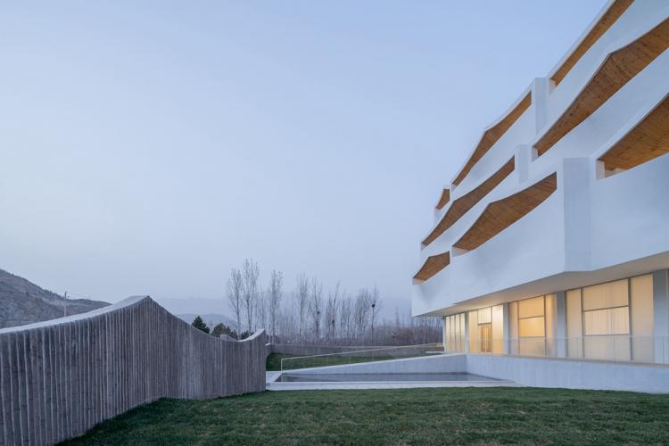 BIM建筑|天空之院酒店 / 十域建筑 建筑鉴赏 第14张-BIM建筑网 BIM建筑|天空之院酒店 / 十域建筑 建筑鉴赏 第14张