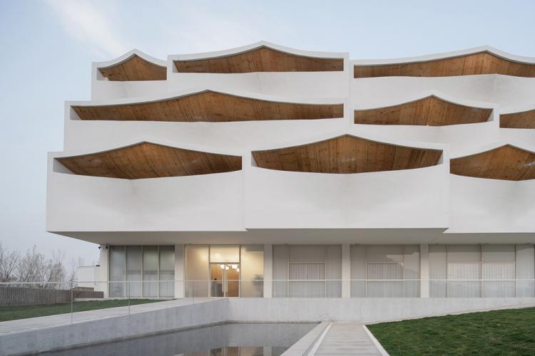 BIM建筑|天空之院酒店 / 十域建筑 建筑鉴赏 第13张-BIM建筑网 BIM建筑|天空之院酒店 / 十域建筑 建筑鉴赏 第13张