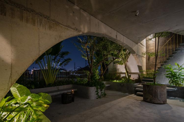 BIM建筑|胡志明市花小姐之家,原始之中一簇自然绿 / H.2 建筑鉴赏 第24张-BIM建筑网 BIM建筑|胡志明市花小姐之家,原始之中一簇自然绿 / H.2 建筑鉴赏 第24张