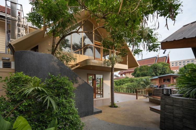 BIM建筑|阿瑜陀耶特瓦咖啡馆 / BodinChapa Architects 建筑鉴赏 第17张-BIM建筑网 BIM建筑|阿瑜陀耶特瓦咖啡馆 / BodinChapa Architects 建筑鉴赏 第17张