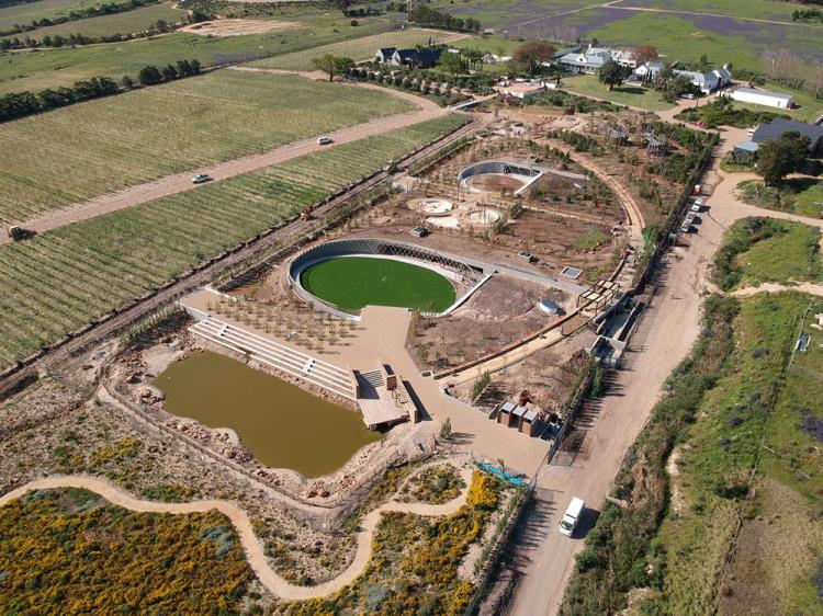 BIM建筑|环形步道,南非花园咖啡店 建筑鉴赏 第3张-BIM建筑网 BIM建筑|环形步道,南非花园咖啡店 建筑鉴赏 第3张