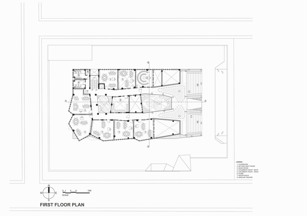 BIM建筑|灵感来源于动画片里的三角奶酪!/SferaBlu Architects BIM建筑|灵感来源于动画片里的三角奶酪!/SferaBlu Architects