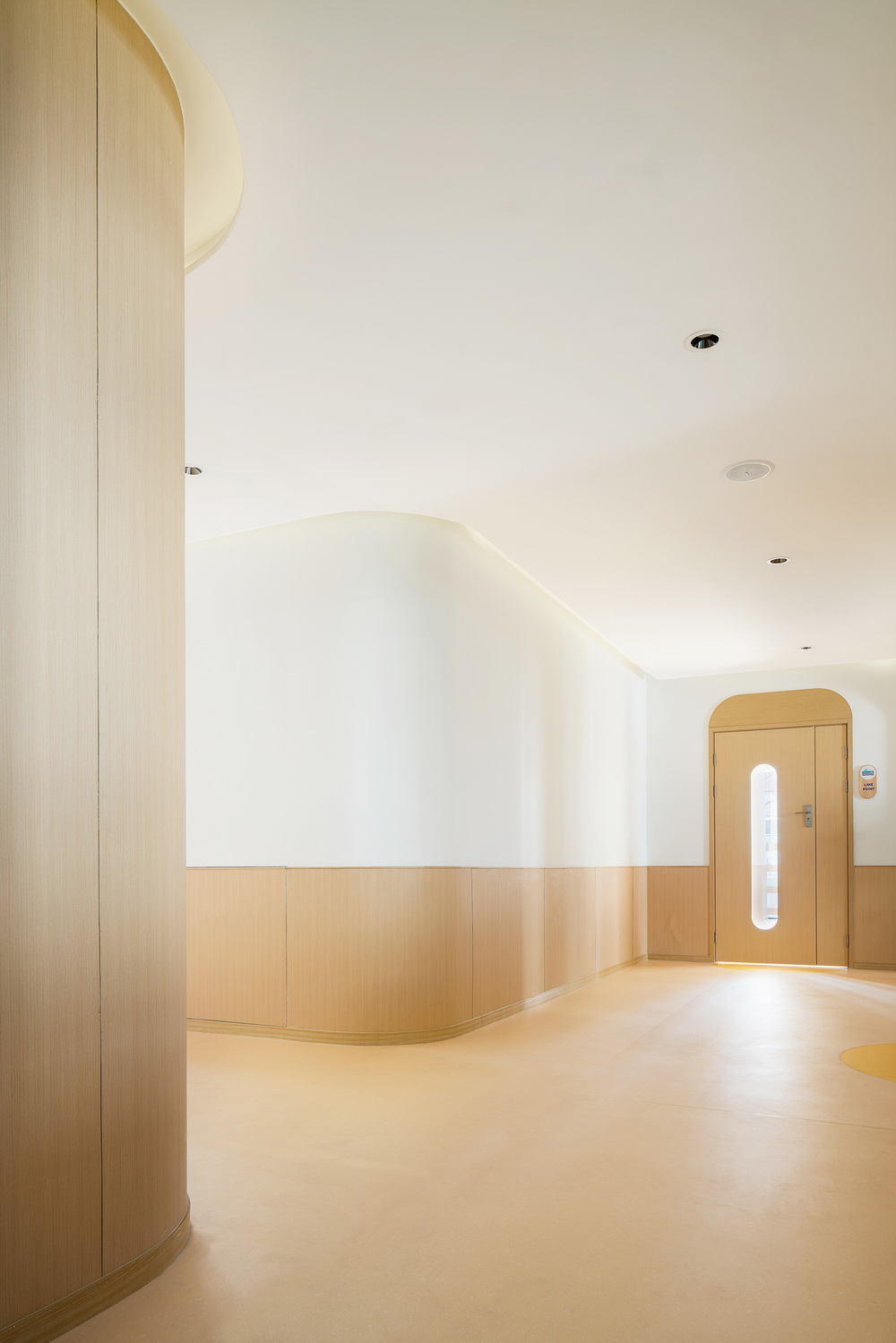 BIM建筑|极具分寸感的幼儿园空间:墨伊教育中心 / TOPOS DESIGN BIM建筑|极具分寸感的幼儿园空间:墨伊教育中心 / TOPOS DESIGN