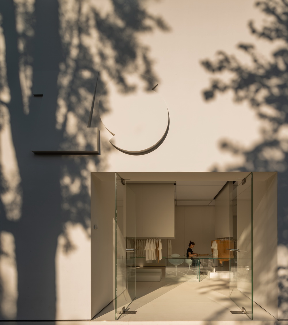 BIM建筑|白 · ZS Lab/东仓建设· 余霖 BIM建筑|白 · ZS Lab/东仓建设· 余霖