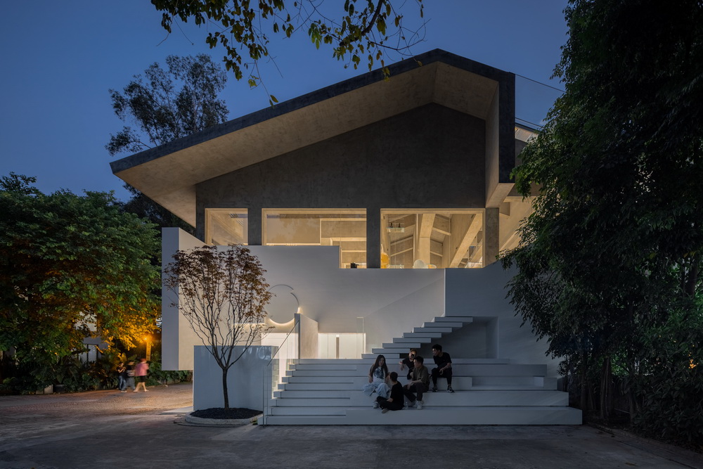 BIM建筑|白 · ZS Lab/东仓建设· 余霖 BIM建筑|白 · ZS Lab/东仓建设· 余霖