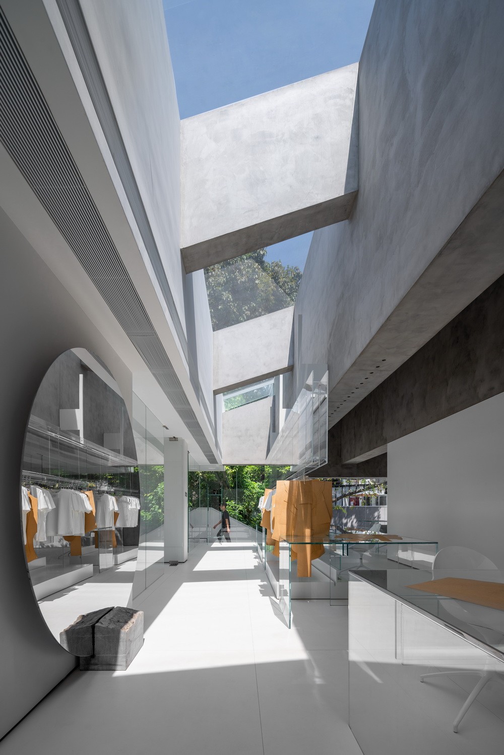 BIM建筑|白 · ZS Lab/东仓建设· 余霖 BIM建筑|白 · ZS Lab/东仓建设· 余霖