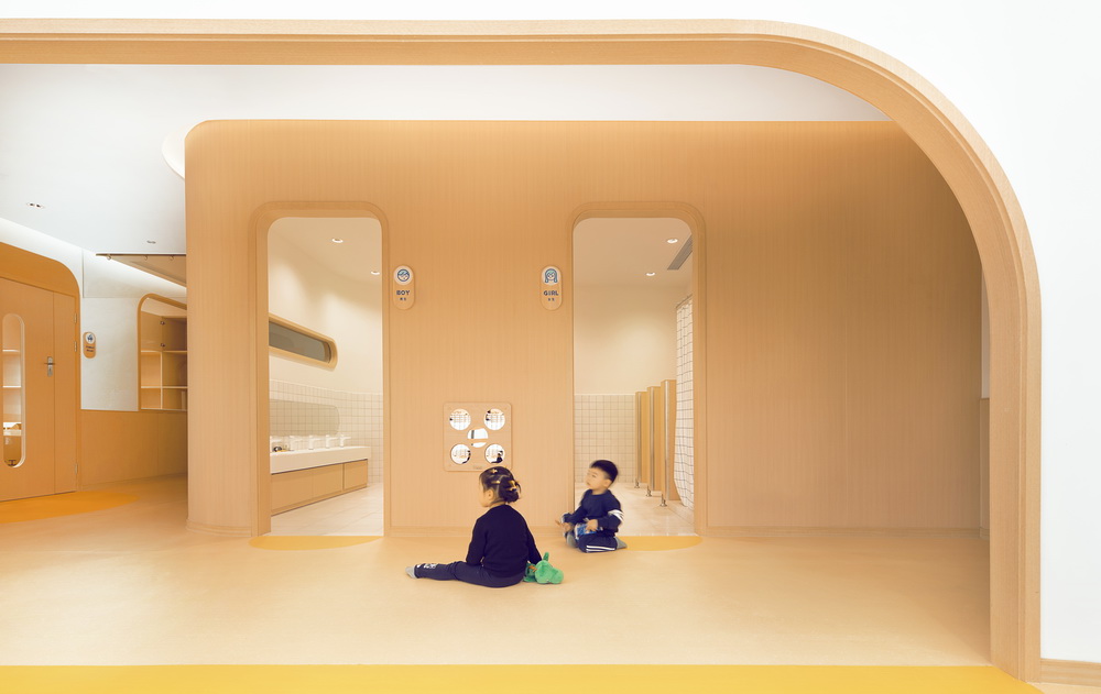 BIM建筑|极具分寸感的幼儿园空间:墨伊教育中心 / TOPOS DESIGN BIM建筑|极具分寸感的幼儿园空间:墨伊教育中心 / TOPOS DESIGN