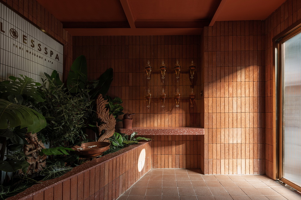 BIM建筑|使人宛如置身于清迈的SPA空间/灯灯灯凳创意公司 BIM建筑|使人宛如置身于清迈的SPA空间/灯灯灯凳创意公司