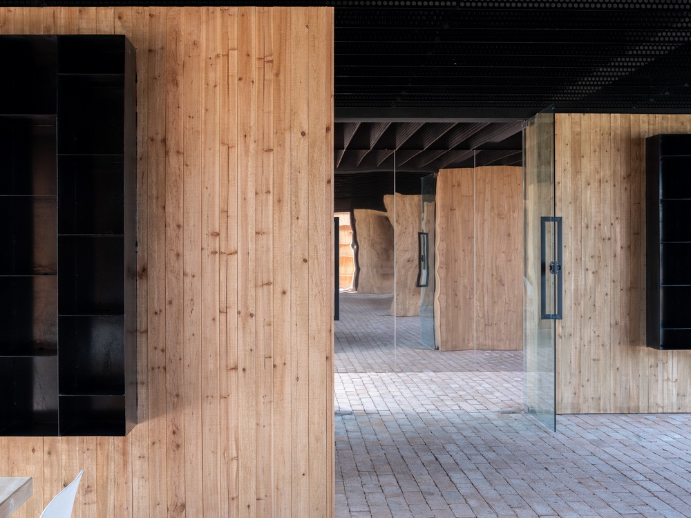 BIM建筑|树林里的图书室:自然向建筑的转译/空间里 BIM建筑|树林里的图书室:自然向建筑的转译/空间里