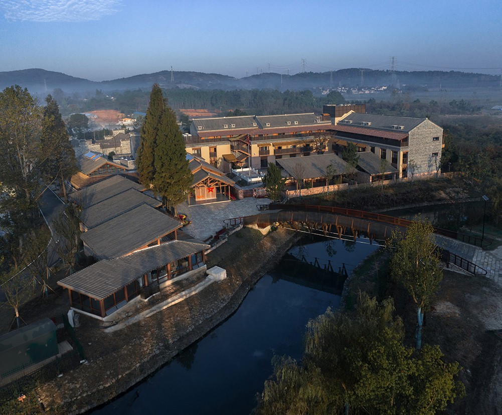 BIM建筑|李巷村村口公共空间再生/东大院 建筑技术与艺术(ATA)工作室 BIM建筑|李巷村村口公共空间再生/东大院 建筑技术与艺术(ATA)工作室