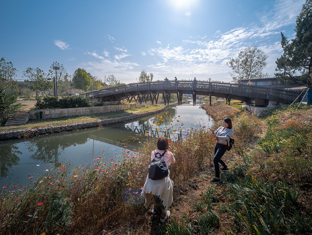 BIM建筑|李巷村村口公共空间再生/东大院 建筑技术与艺术(ATA)工作室 BIM建筑|李巷村村口公共空间再生/东大院 建筑技术与艺术(ATA)工作室