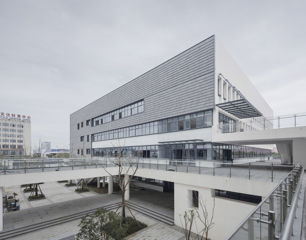 BIM建筑|重构“江南书院”:苏州高新区第四中学/中衡设计 BIM建筑|重构“江南书院”:苏州高新区第四中学/中衡设计