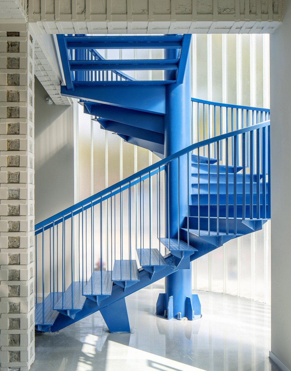 BIM建筑|华东理工大学陇上书店建筑更新—光与记忆的场所重塑/畎亩建筑 BIM建筑|华东理工大学陇上书店建筑更新—光与记忆的场所重塑/畎亩建筑