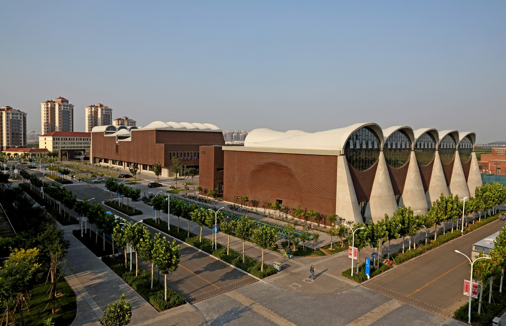 BIM建筑|天津大学新校区综合体育馆 / 李兴钢建筑工作室 BIM建筑|天津大学新校区综合体育馆 / 李兴钢建筑工作室