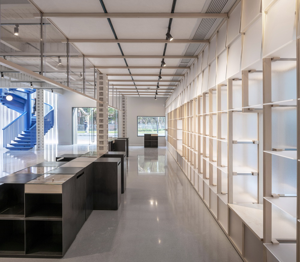 BIM建筑|华东理工大学陇上书店建筑更新—光与记忆的场所重塑/畎亩建筑 BIM建筑|华东理工大学陇上书店建筑更新—光与记忆的场所重塑/畎亩建筑