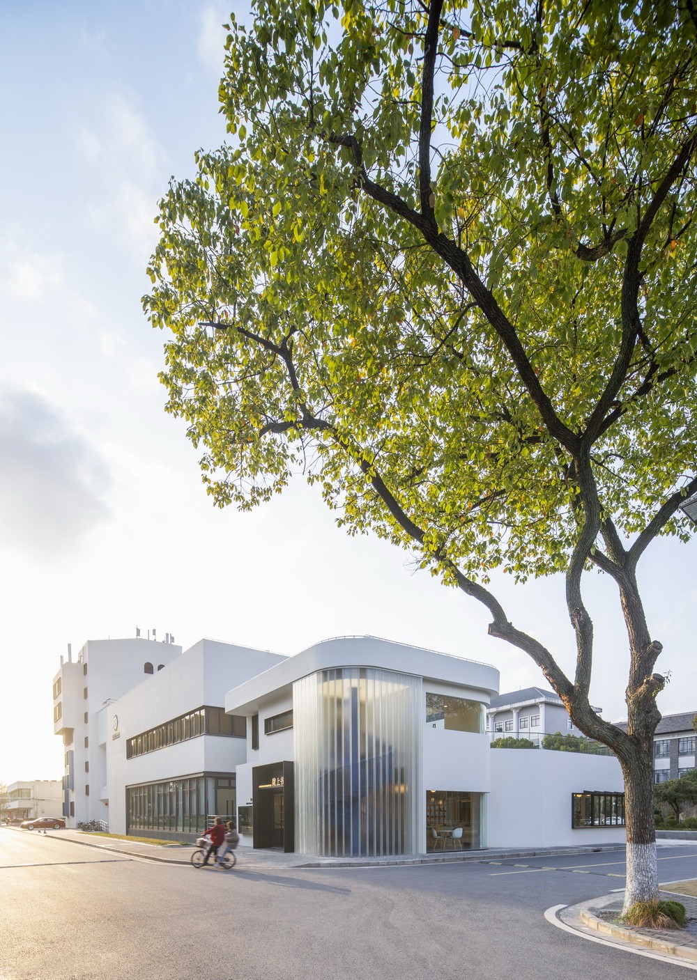 BIM建筑|华东理工大学陇上书店建筑更新—光与记忆的场所重塑/畎亩建筑 BIM建筑|华东理工大学陇上书店建筑更新—光与记忆的场所重塑/畎亩建筑