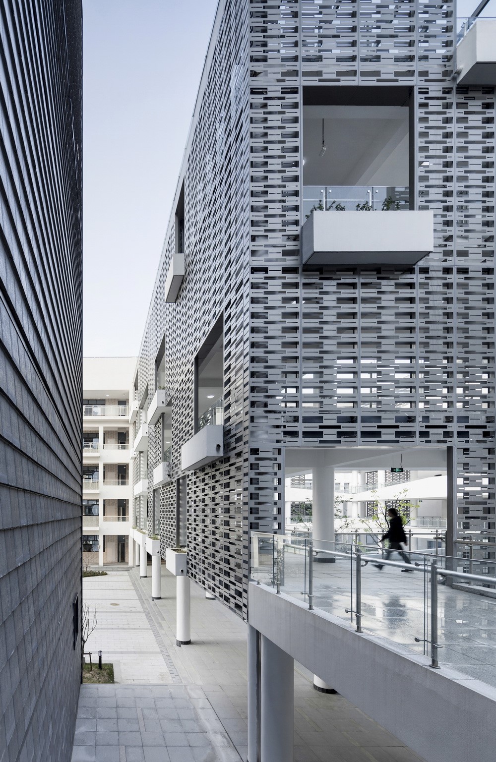 BIM建筑|重构“江南书院”:苏州高新区第四中学/中衡设计 BIM建筑|重构“江南书院”:苏州高新区第四中学/中衡设计