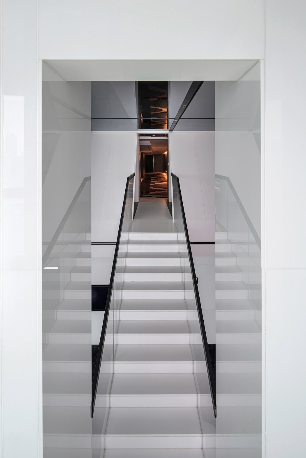 BIM建筑|ISEYA 浮云高空酒店【朝天门旗舰店】/布道空间设计 BIM建筑|ISEYA 浮云高空酒店【朝天门旗舰店】/布道空间设计