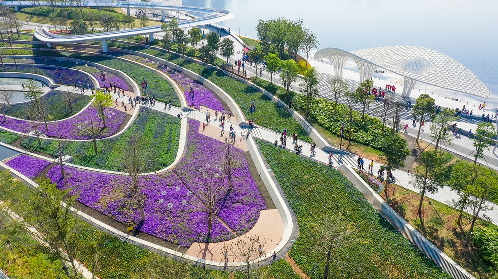 BIM建筑|点亮都市“明珠”:深圳宝安欢乐港湾东岸集群建筑设计 / Laguarda.Low Architects BIM建筑|点亮都市“明珠”:深圳宝安欢乐港湾东岸集群建筑设计 / Laguarda.Low Architects