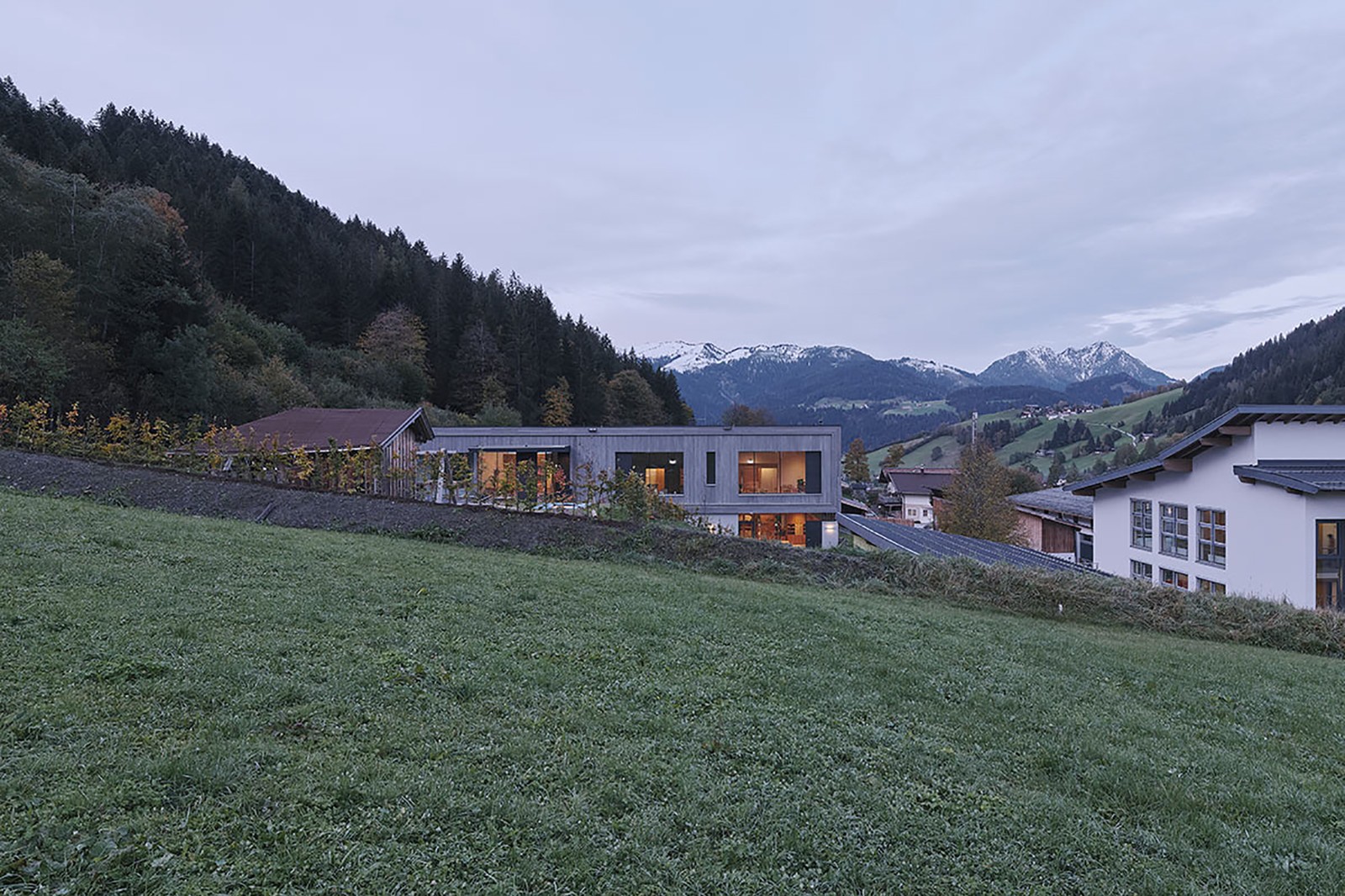 BIM建筑|威尔德舍瑙的托儿所和日托班 / Unisono Architekten + Kraft:Werk Architektur BIM建筑|威尔德舍瑙的托儿所和日托班 / Unisono Architekten + Kraft:Werk Architektur