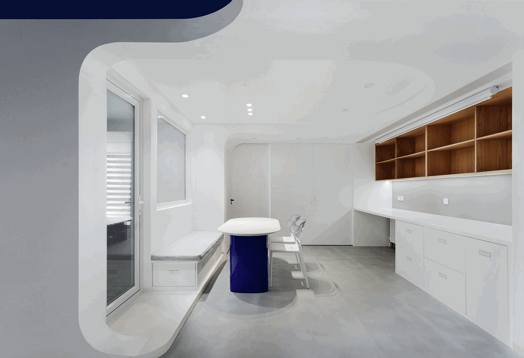 BIM建筑|「 蓝境 」克莱因蓝下的流线型音乐之家/戏构建筑设计工作室 BIM建筑|「 蓝境 」克莱因蓝下的流线型音乐之家/戏构建筑设计工作室