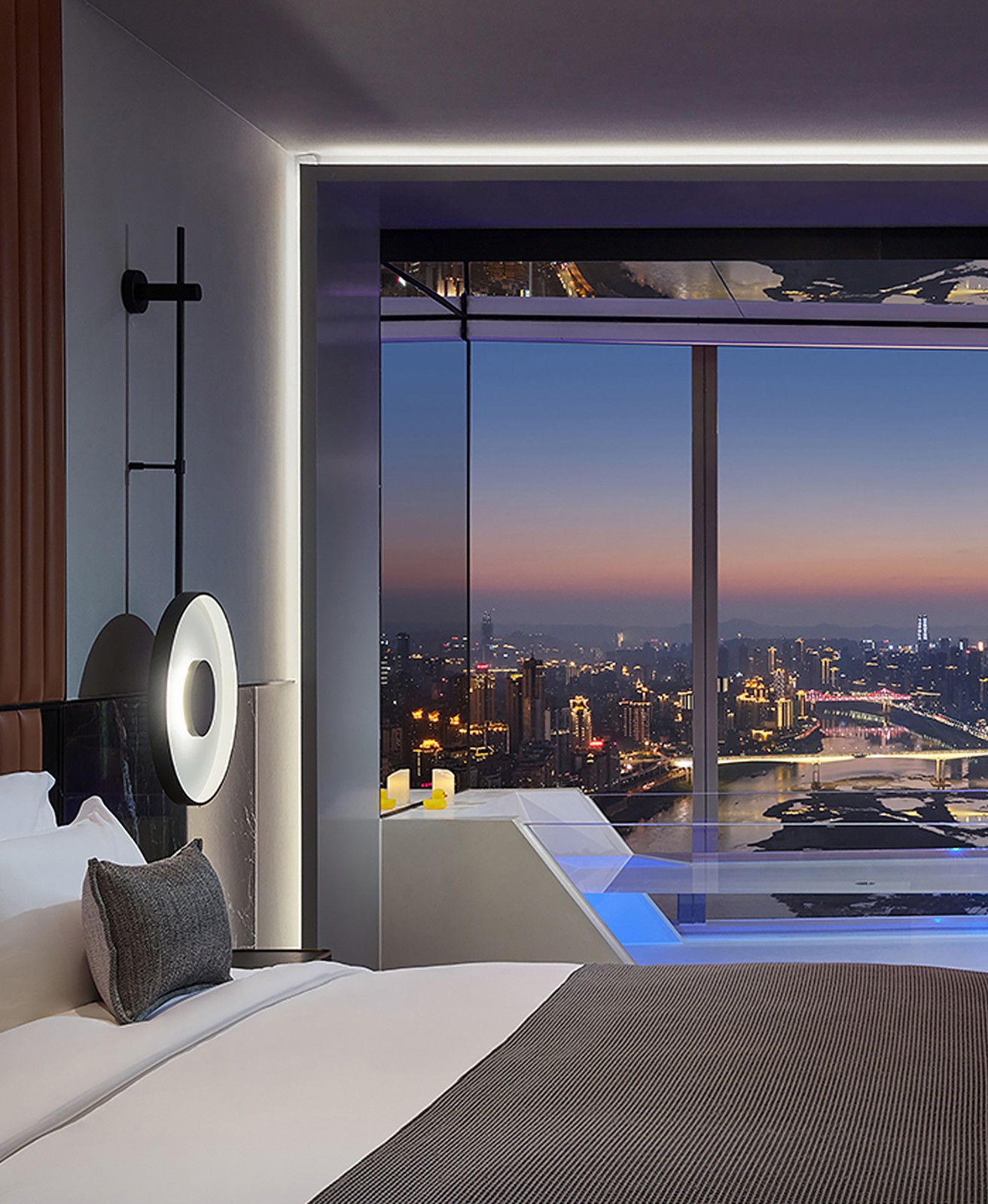 BIM建筑|ISEYA 浮云高空酒店【朝天门旗舰店】/布道空间设计 BIM建筑|ISEYA 浮云高空酒店【朝天门旗舰店】/布道空间设计