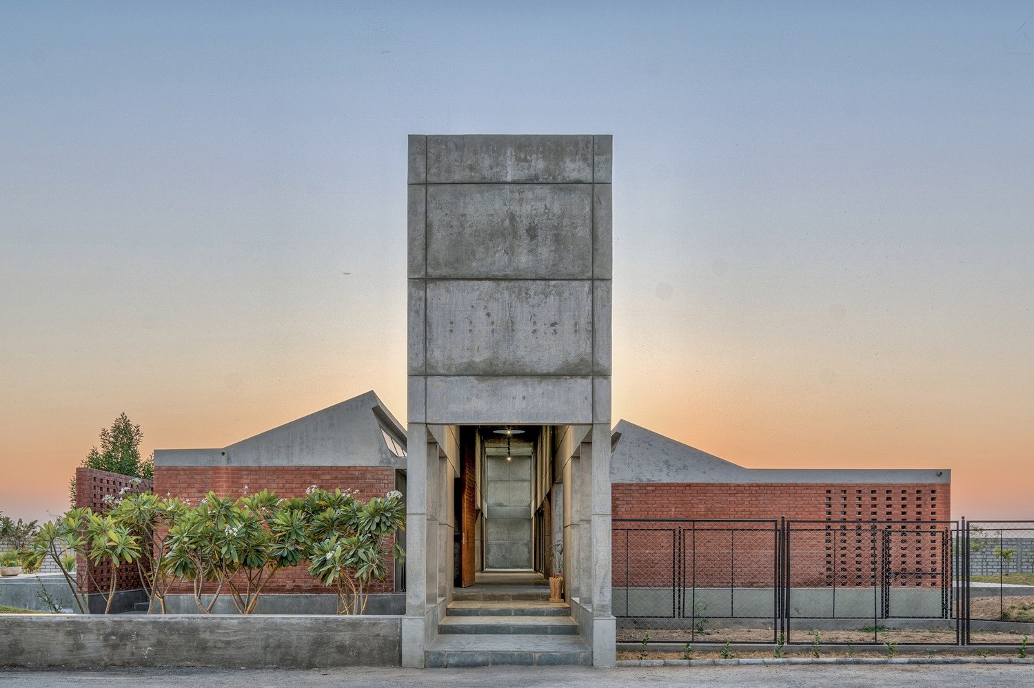 BIM建筑| 双湾之家 / MISA ARCHITECTS BIM建筑| 双湾之家 / MISA ARCHITECTS