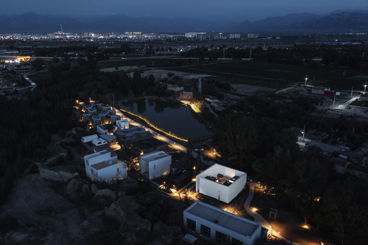 BIM建筑|陌生人:拒绝风景的房间/Wutopia Lab BIM建筑|陌生人:拒绝风景的房间/Wutopia Lab