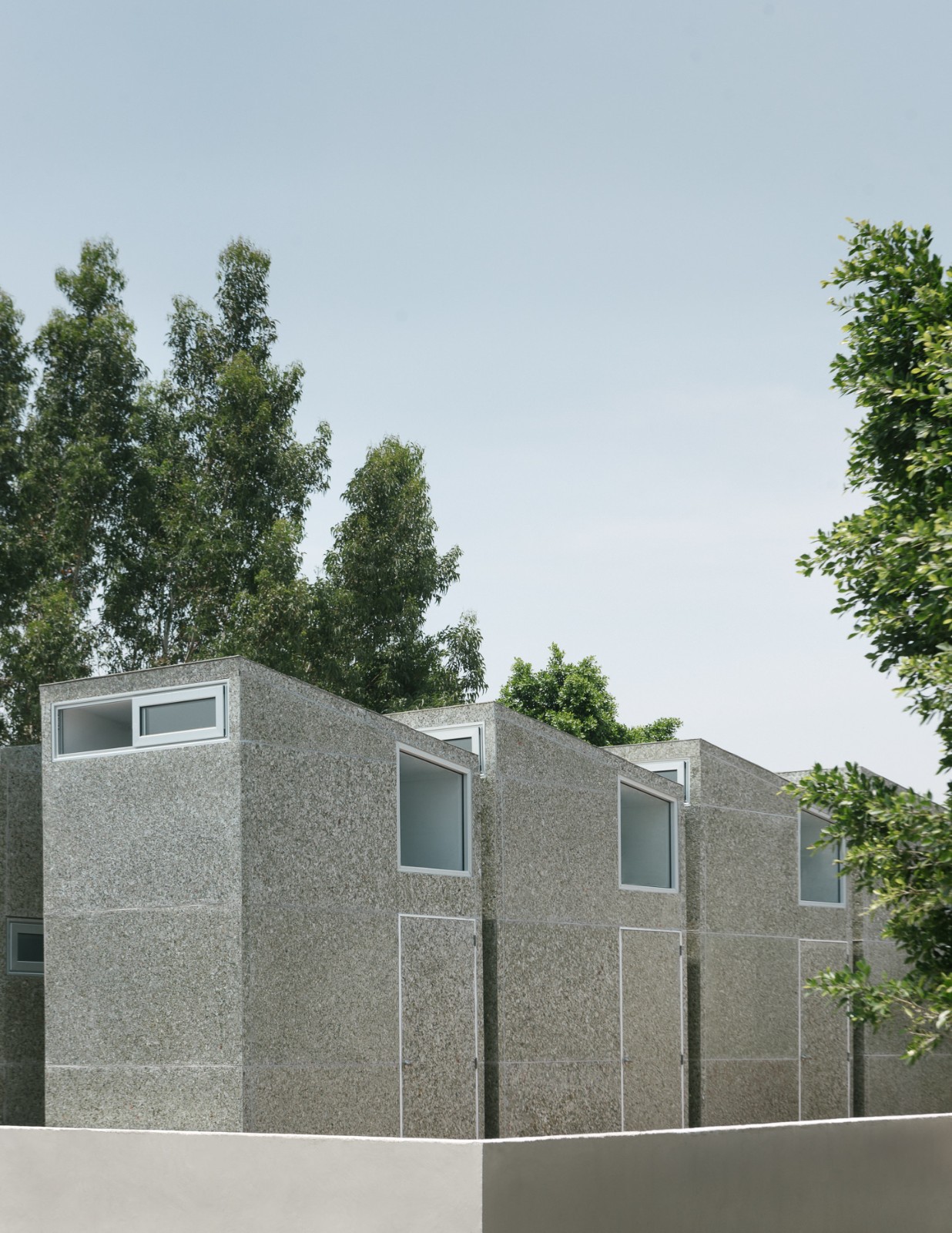 BIM建筑|模块舱体,医护人员临时空间 / Revolution BIM建筑|模块舱体,医护人员临时空间 / Revolution