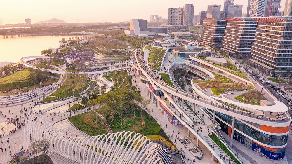 BIM建筑|点亮都市“明珠”:深圳宝安欢乐港湾东岸集群建筑设计 / Laguarda.Low Architects BIM建筑|点亮都市“明珠”:深圳宝安欢乐港湾东岸集群建筑设计 / Laguarda.Low Architects