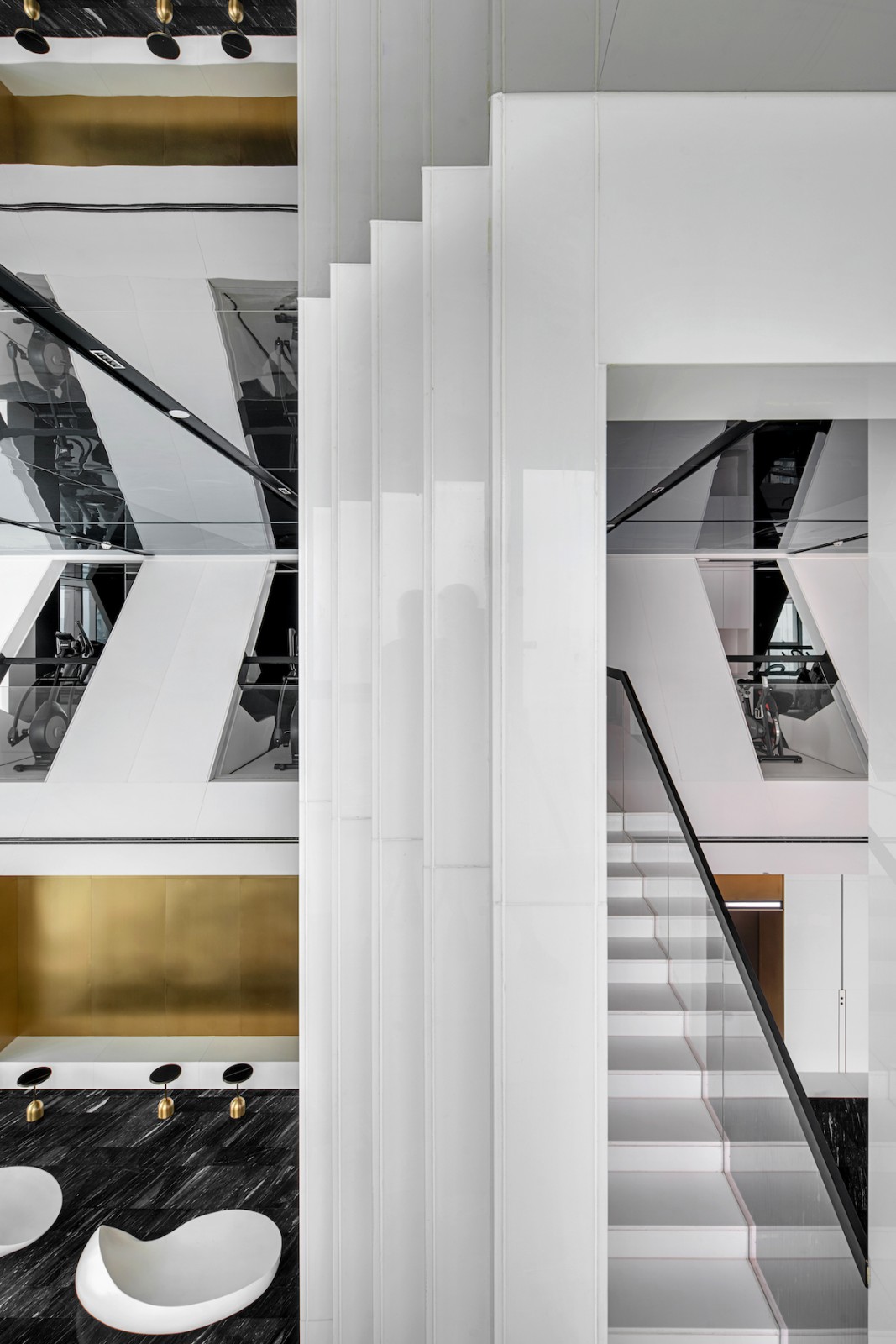 BIM建筑|ISEYA 浮云高空酒店【朝天门旗舰店】/布道空间设计 BIM建筑|ISEYA 浮云高空酒店【朝天门旗舰店】/布道空间设计