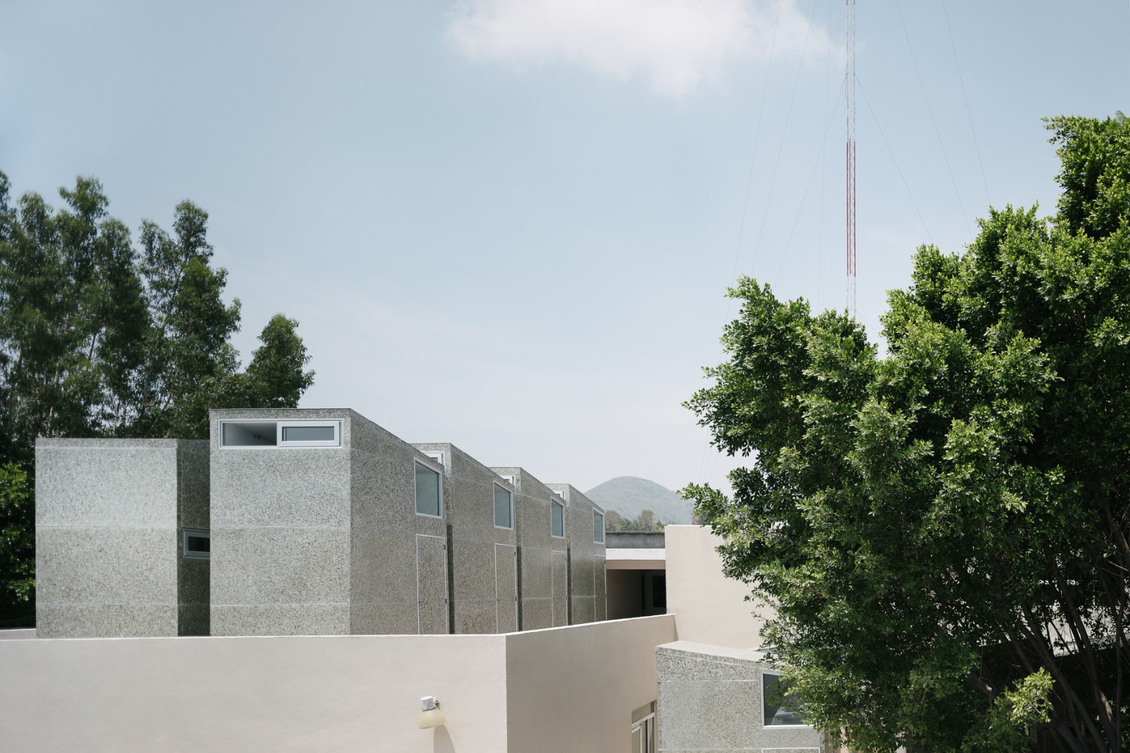 BIM建筑|模块舱体,医护人员临时空间 / Revolution BIM建筑|模块舱体,医护人员临时空间 / Revolution