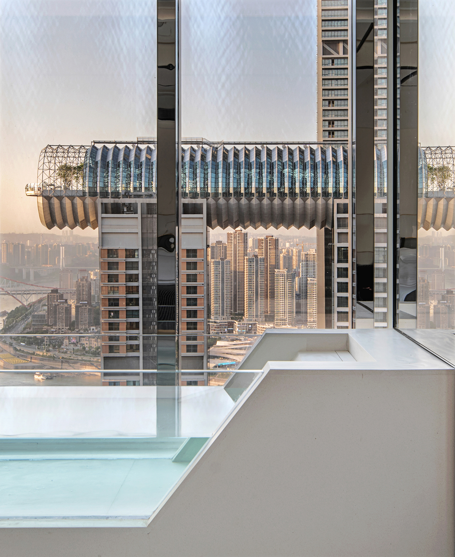 BIM建筑|ISEYA 浮云高空酒店【朝天门旗舰店】/布道空间设计 BIM建筑|ISEYA 浮云高空酒店【朝天门旗舰店】/布道空间设计