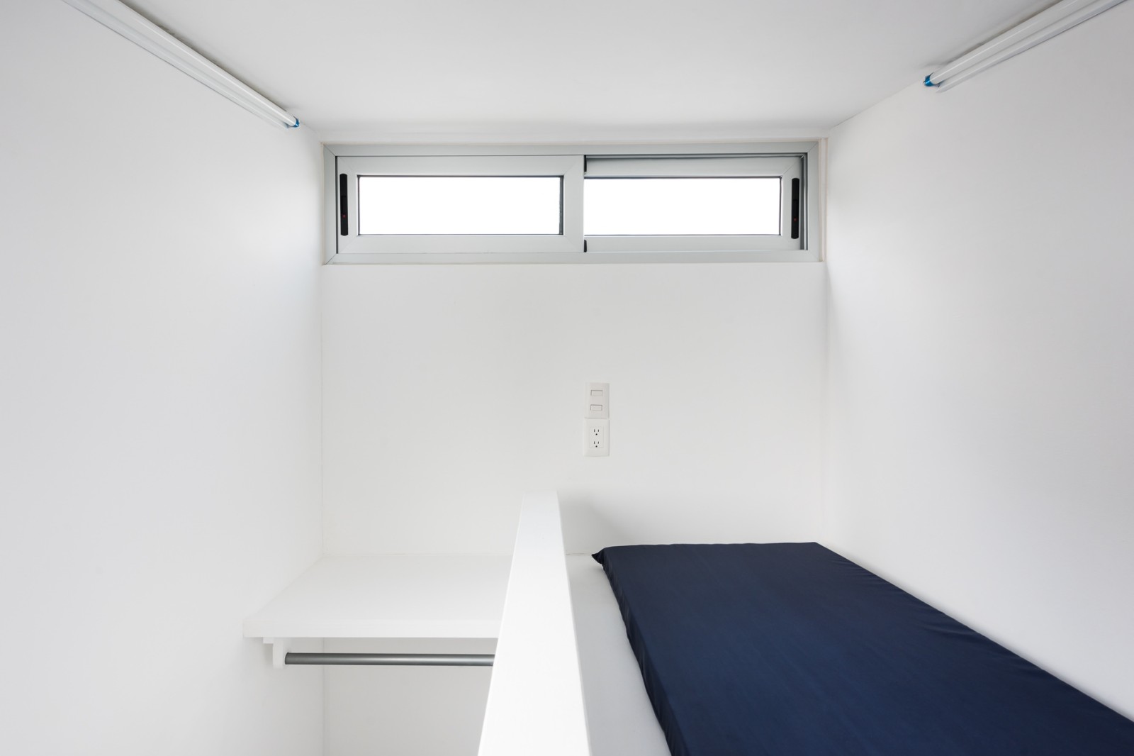 BIM建筑|模块舱体,医护人员临时空间 / Revolution BIM建筑|模块舱体,医护人员临时空间 / Revolution