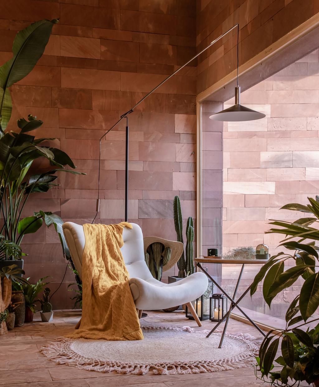 BIM建筑|高山流水 松林里的红色石屋 / 素建筑设计事务所 BIM建筑|高山流水 松林里的红色石屋 / 素建筑设计事务所