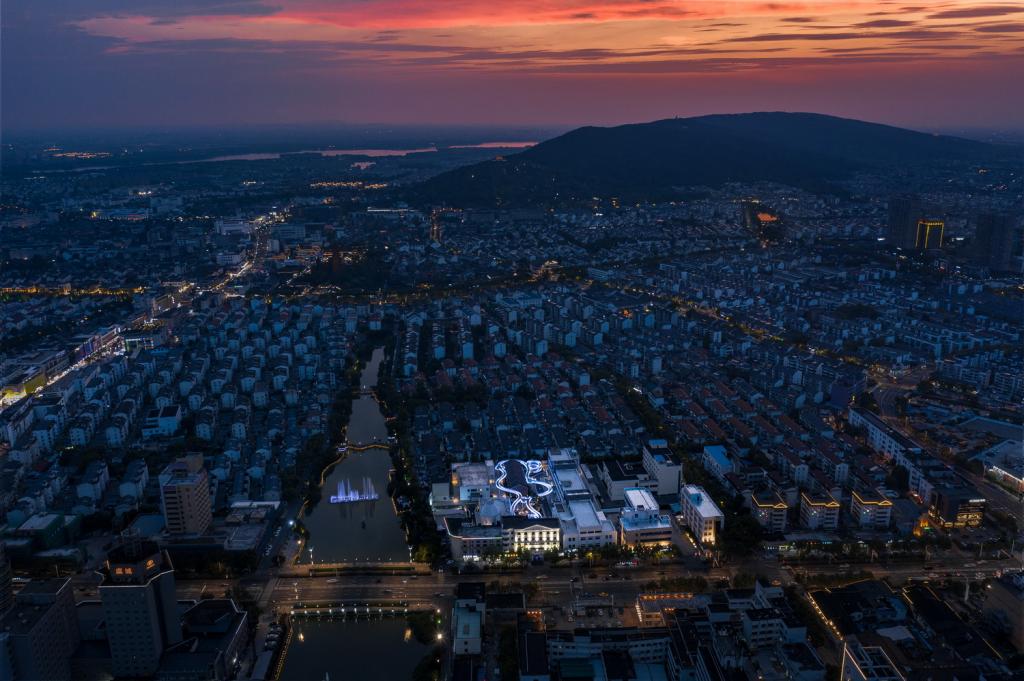 BIM建筑|基于创新的旧改策略:江南绣衣厂 / 米丈建筑 BIM建筑|基于创新的旧改策略:江南绣衣厂 / 米丈建筑