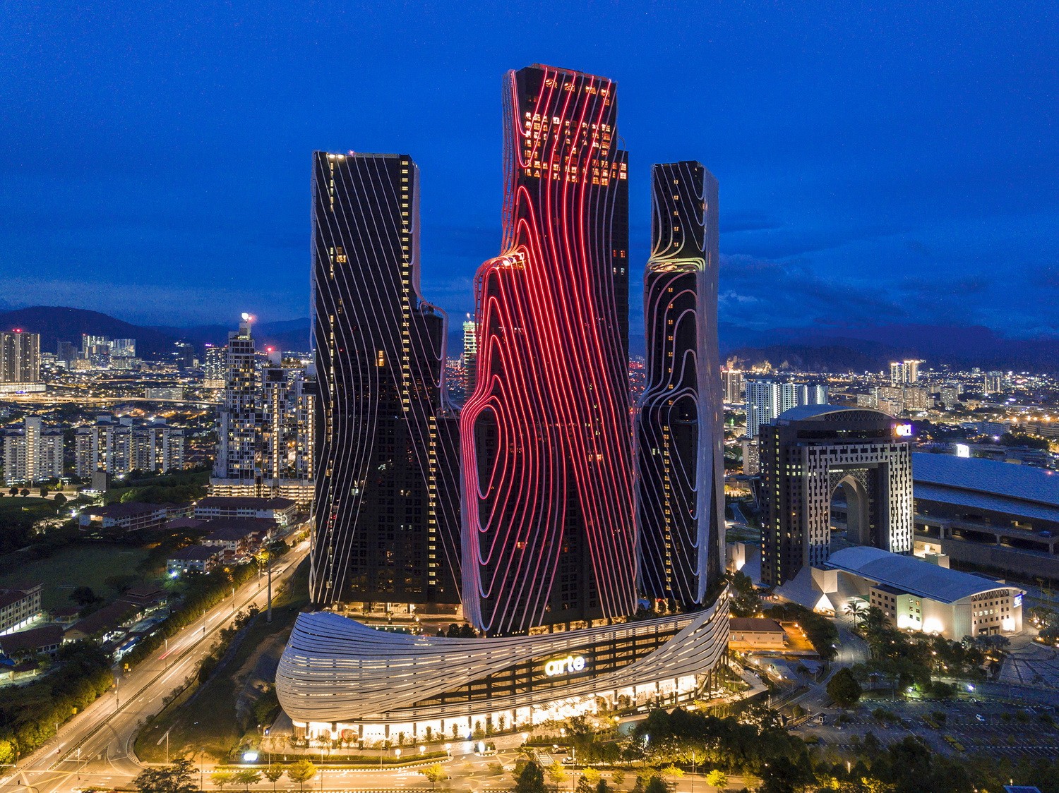 BIM建筑|Arté MK超高层住宅酒店综合体 / SPARK BIM建筑|Arté MK超高层住宅酒店综合体 / SPARK