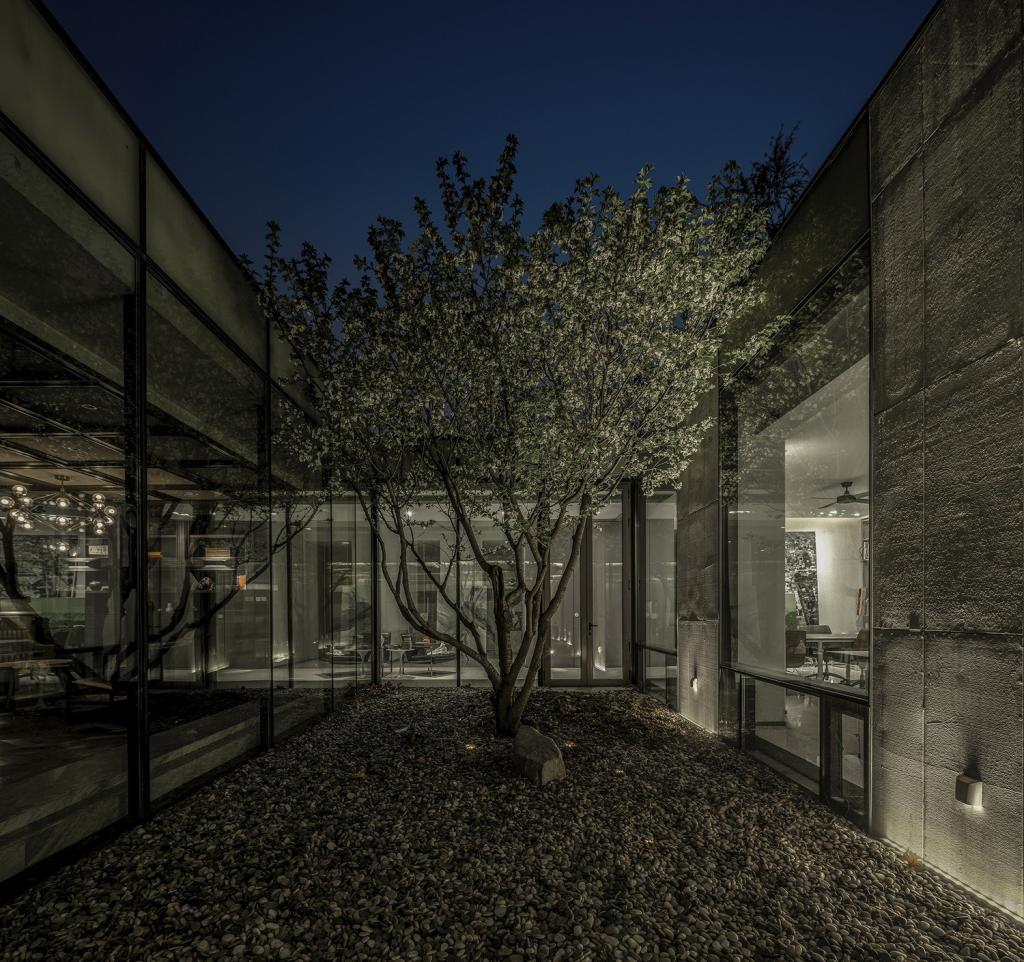 BIM建筑|坐落于北京郊野公园里的低碳友好型设计师工作室-东风3号院 / 中德行建筑设计 BIM建筑|坐落于北京郊野公园里的低碳友好型设计师工作室-东风3号院 / 中德行建筑设计