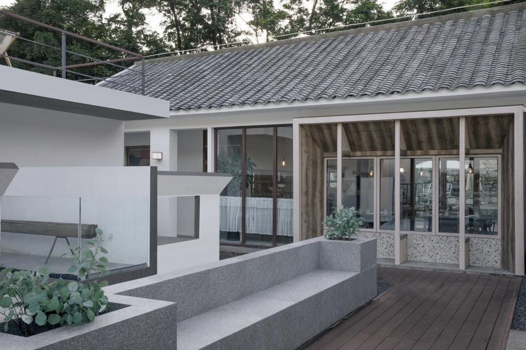 BIM建筑|右蔦乡村庭院餐厅,延庆 / 阿穆隆设计工作室 BIM建筑|右蔦乡村庭院餐厅,延庆 / 阿穆隆设计工作室