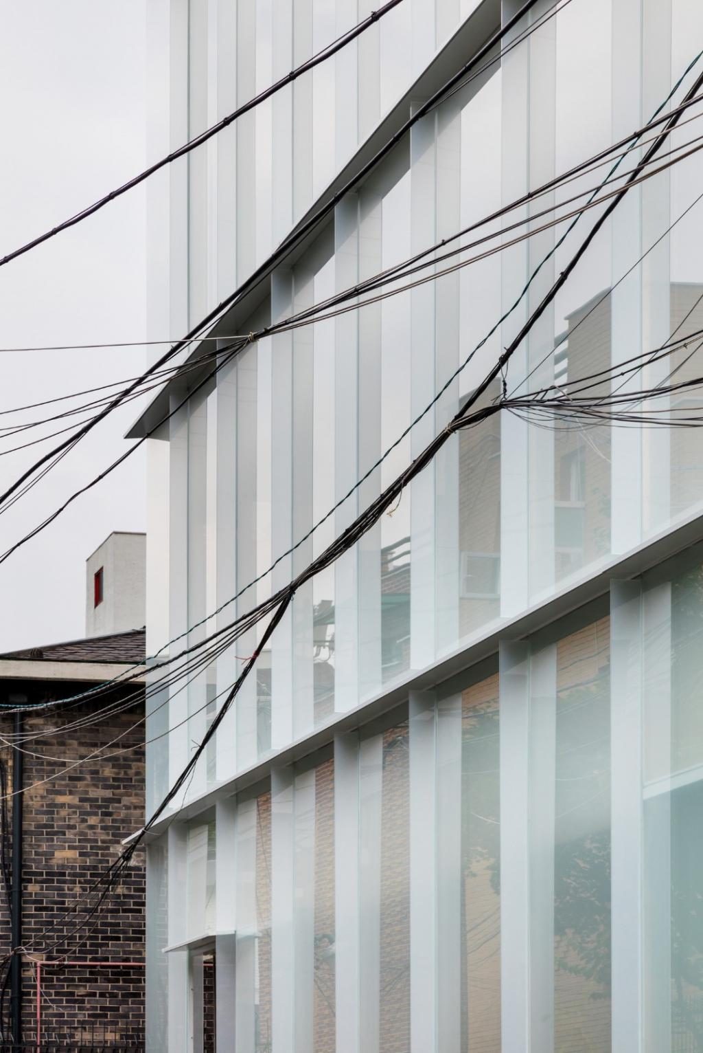 BIM建筑|thisisneverthat 时装工作室 / FHHH FRIENDS BIM建筑|thisisneverthat 时装工作室 / FHHH FRIENDS