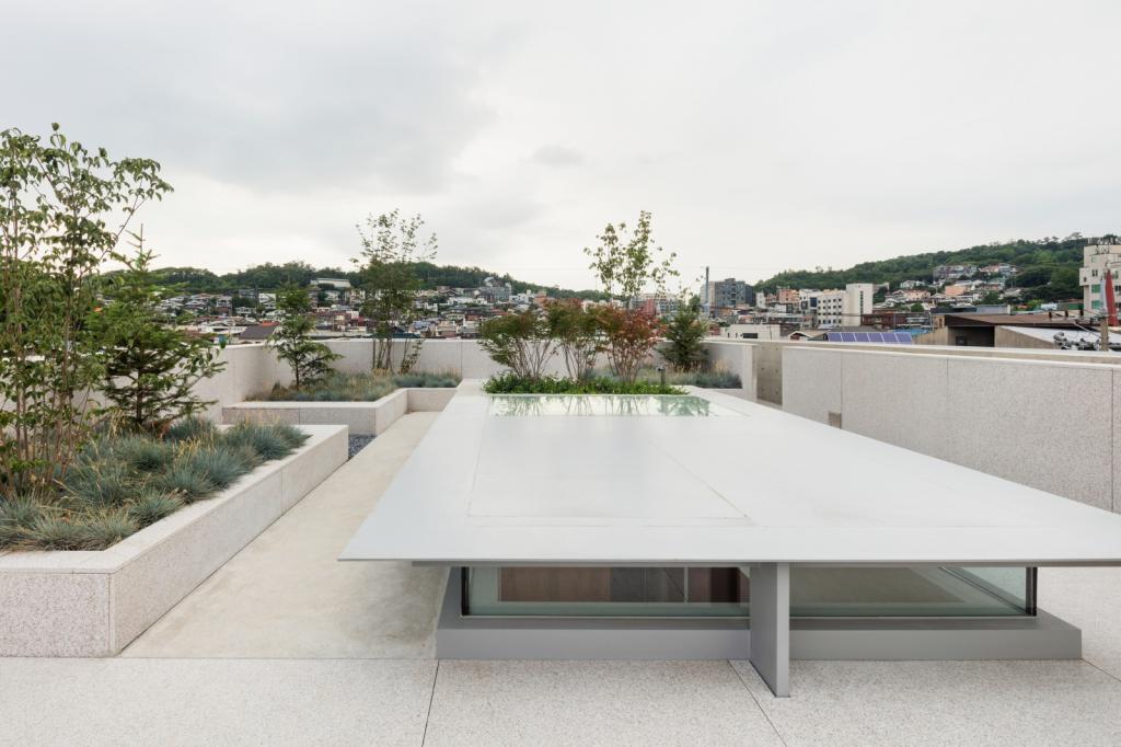 BIM建筑|thisisneverthat 时装工作室 / FHHH FRIENDS BIM建筑|thisisneverthat 时装工作室 / FHHH FRIENDS