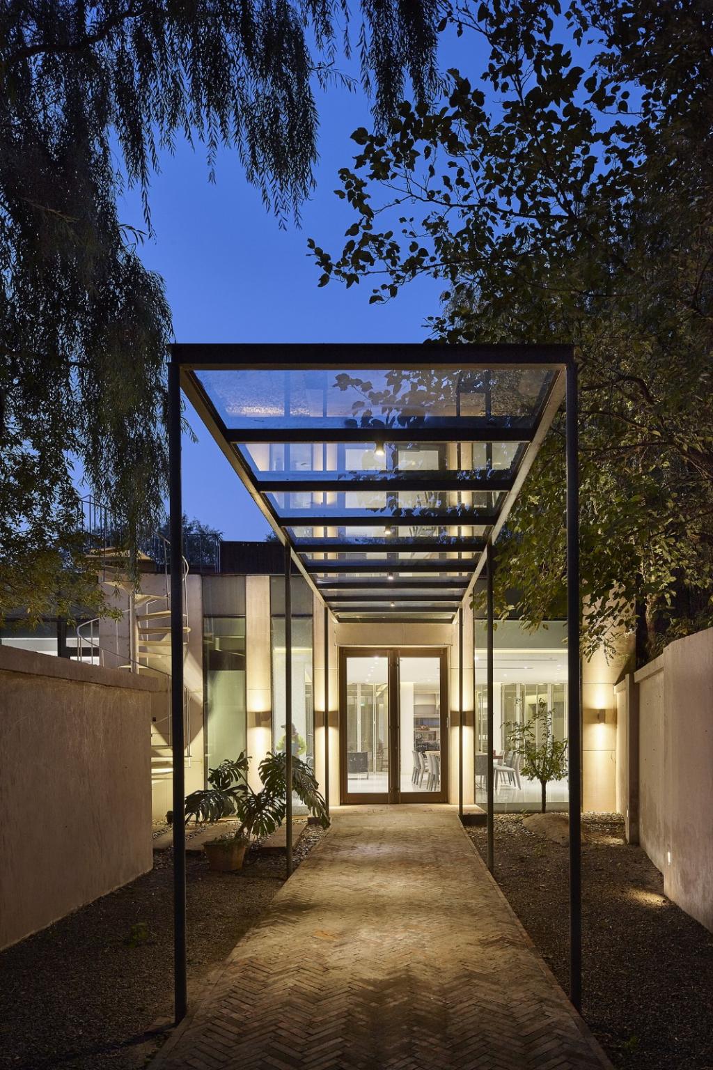 BIM建筑|坐落于北京郊野公园里的低碳友好型设计师工作室-东风3号院 / 中德行建筑设计 BIM建筑|坐落于北京郊野公园里的低碳友好型设计师工作室-东风3号院 / 中德行建筑设计