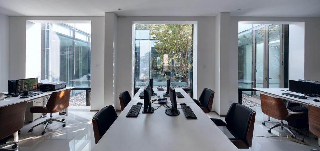 BIM建筑|坐落于北京郊野公园里的低碳友好型设计师工作室-东风3号院 / 中德行建筑设计 BIM建筑|坐落于北京郊野公园里的低碳友好型设计师工作室-东风3号院 / 中德行建筑设计