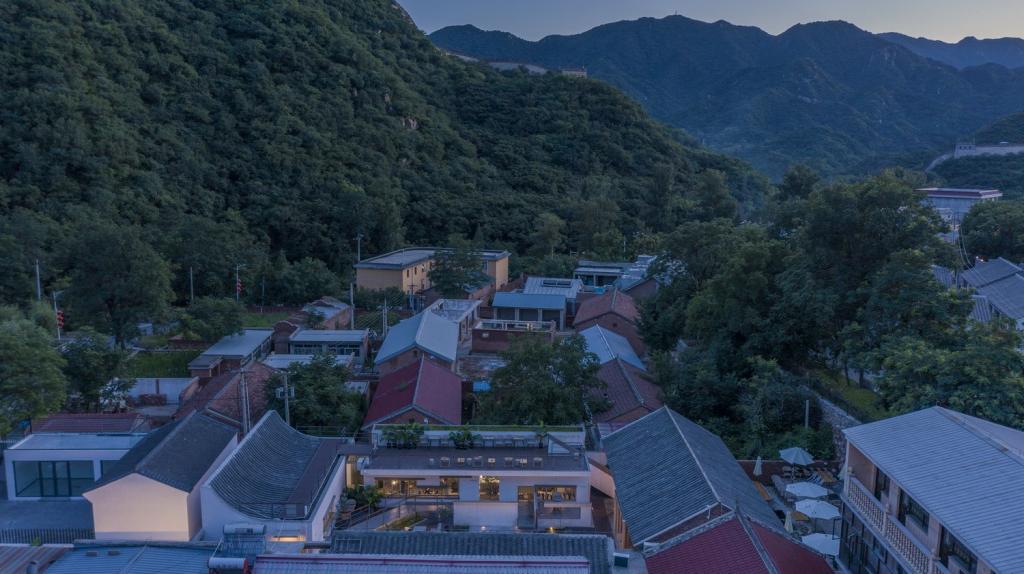 BIM建筑|右蔦乡村庭院餐厅,延庆 / 阿穆隆设计工作室 BIM建筑|右蔦乡村庭院餐厅,延庆 / 阿穆隆设计工作室